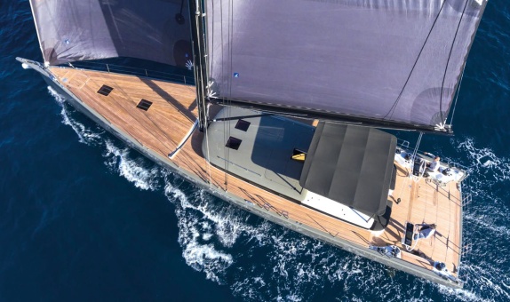 YYachts, Zamansız Tasarımıyla Ezber Bozuyor