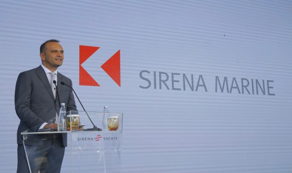 Çağın Genç Sirena Marine'in CEO'su Oldu Çağın Genç Sirena Marine'in CEO'su Oldu
