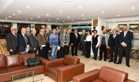 Denizcilik Sektörü STK'ları Kanal İstanbul Projesi'ni İstişare Etti Denizcilik Sektörü STK'ları Kanal İstanbul Projesi'ni İstişare Etti