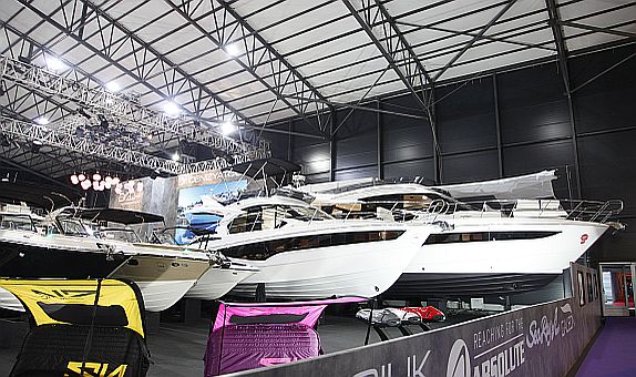 Dünyanın En Büyük Geçici Mega Yapısı, Boat Show Tuzla için Kuruluyor Dünyanın En Büyük Geçici Mega Yapısı, Boat Show Tuzla için Kuruluyor