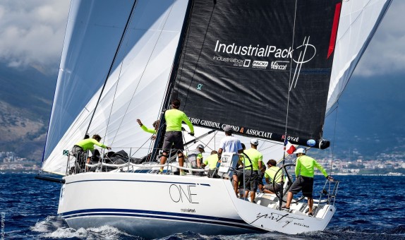 İtalyan Start-up'ı Koyre, Yelken için Yenilikçi Sistemini Cenova Boat Show'da Tanıttı İtalyan Start-up'ı Koyre, Yelken için Yenilikçi Sistemini Cenova Boat Show'da Tanıttı