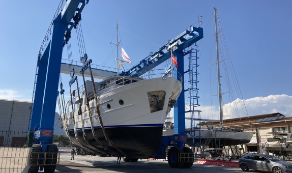 Klasik Motor Yat Oreste, Corendon Desteğiyle Suyla Buluştu Klasik Motor Yat Oreste, Corendon Desteğiyle Suyla Buluştu