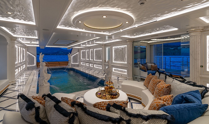 Leona'nın Dünya Çapındaki Başarısı Leona'nın Dünya Çapındaki Başarısı