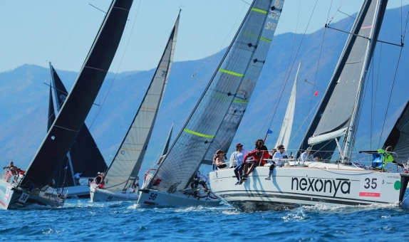 Marmaris'te Yelkenlerin Görsel Şovu Başladı Marmaris'te Yelkenlerin Görsel Şovu Başladı