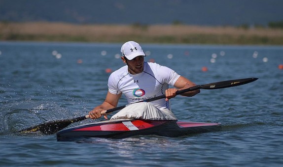 Milli Kanocu Başarıya Kürek Çekiyor Milli Kanocu Başarıya Kürek Çekiyor