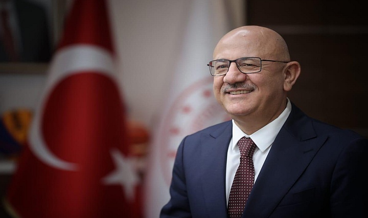 Prof. Dr. Burhanettin Hacıcaferoğlu, Yelken Federasyonu'na Başkan Adayı Oldu Prof. Dr. Burhanettin Hacıcaferoğlu, Yelken Federasyonu'na Başkan Adayı Oldu