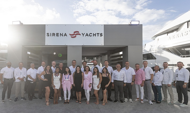 Sirena Yachts, FLIBS 2024'te Tüm Filosuyla Boy Gösterdi Sirena Yachts, FLIBS 2024'te Tüm Filosuyla Boy Gösterdi