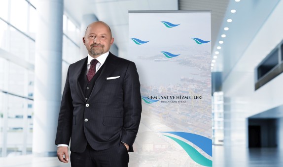 Tersanelerimizde Teslim Edilmeyi Bekleyen Gemi ve Yatlar, Alıcılarına Özel İzin ile Kavuşacak
