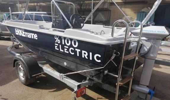 Türkiye'nin ilk %100 Elektrikli Fiber Teknesi Türkiye'nin ilk %100 Elektrikli Fiber Teknesi