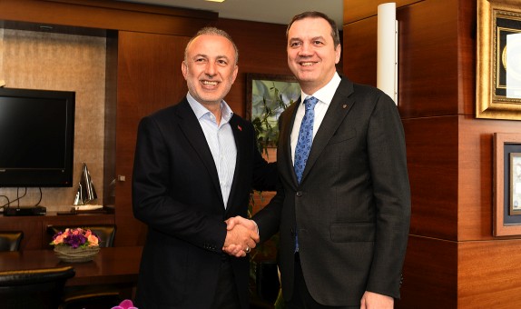 İMEAK DTO'nun Yeni Başkanı Tamer Kıran İMEAK DTO'nun Yeni Başkanı Tamer Kıran