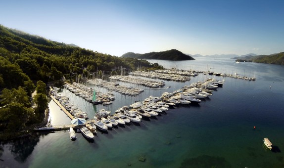 Marinalar ve Çekek Yerleri Marinalar ve Çekek Yerleri