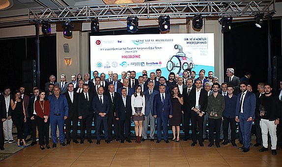 VII. Ulusal Gemi ve Yat Tasarım Yarışması Ödülleri Sahiplerini Buldu VII. Ulusal Gemi ve Yat Tasarım Yarışması Ödülleri Sahiplerini Buldu