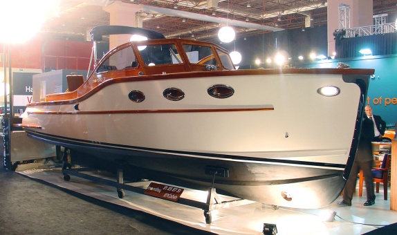 Moonday Yachts Moonday Yachts