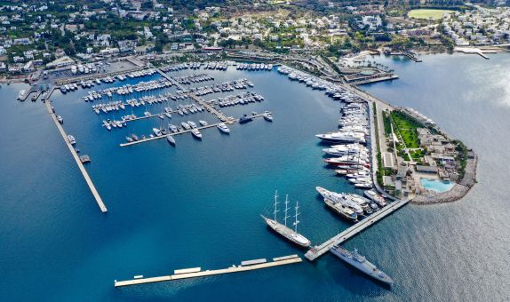 Yalıkavak Marina Dünyanın En İyi Süper Yat Marinası Ödülüne Layık Görüldü