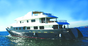 Mengi Yay'ın son projesi 40 metrelik Serenity Mengi Yay'ın son projesi 40 metrelik Serenity